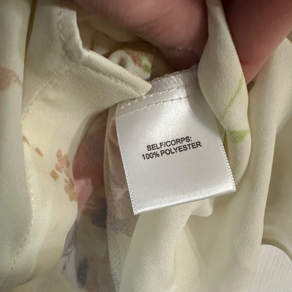 Rose & Olive 3XL White Floral Blouse NWT - Picture 7 of 12